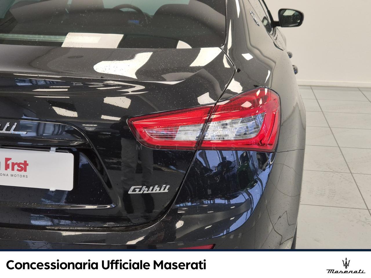 Maserati Ghibli 3.0 v6 ds ribelle black 275cv auto