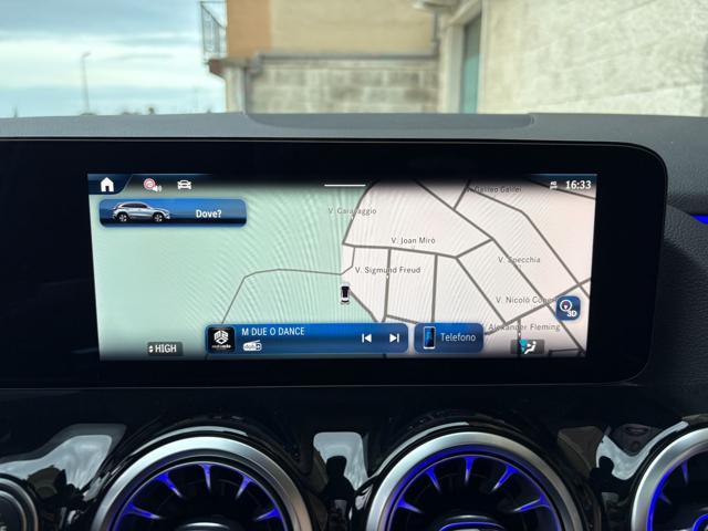 MERCEDES-BENZ GLA 200 d Automatic Premium Amg Pack Night-TETTO