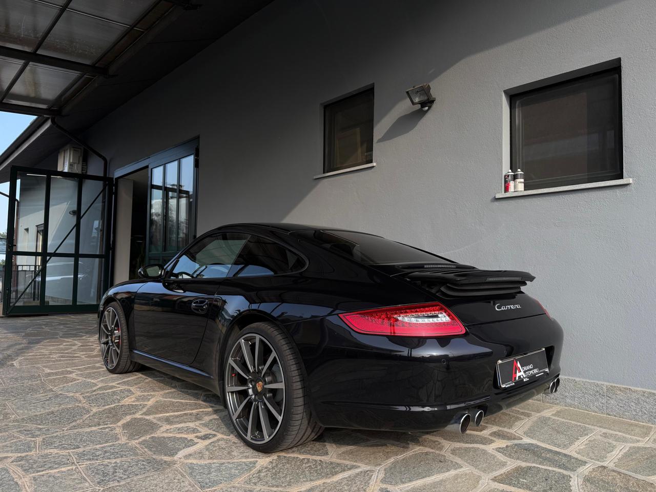 Porsche 911 Coupe 3.8 Carrera S