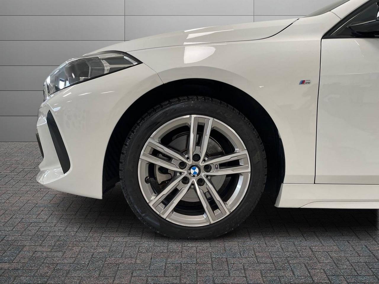 BMW Serie 1 F40 - 116d Msport auto