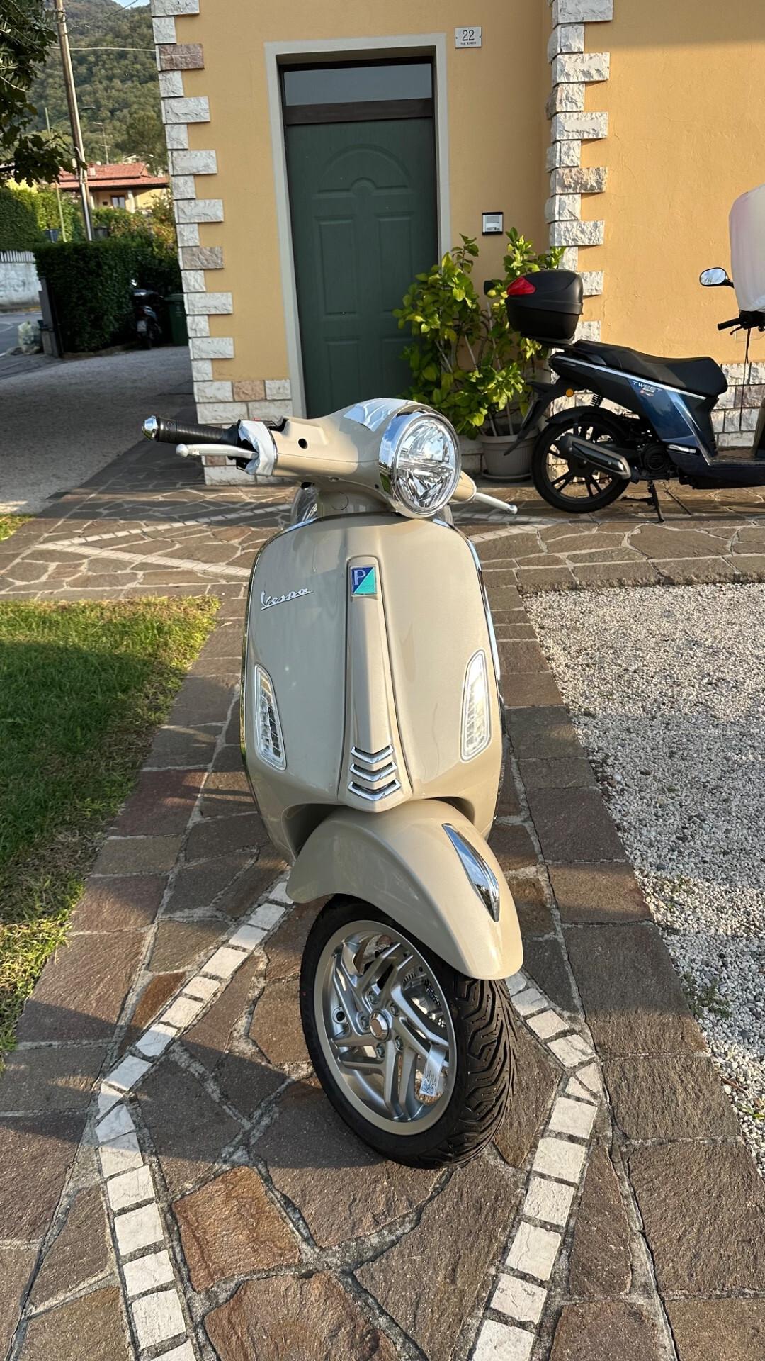 Vespa 125 Primavera 2026