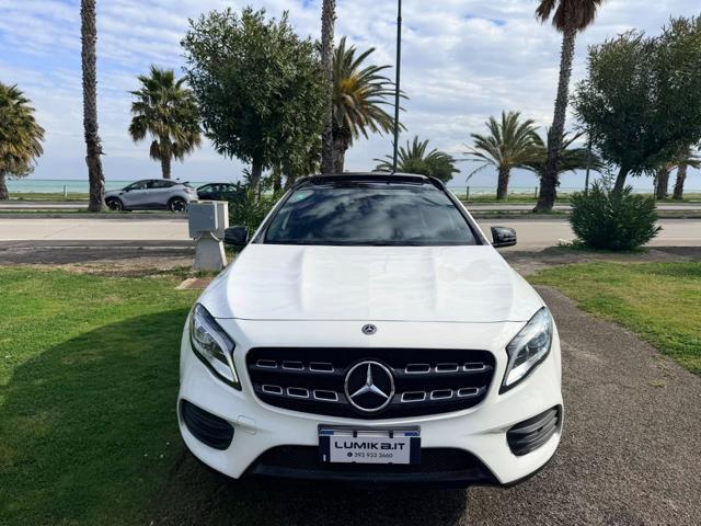 MERCEDES-BENZ GLA 200 d Automatic 4Matic Premium