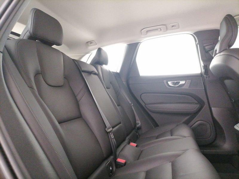 Volvo XC60 2.0 b4 Core auto