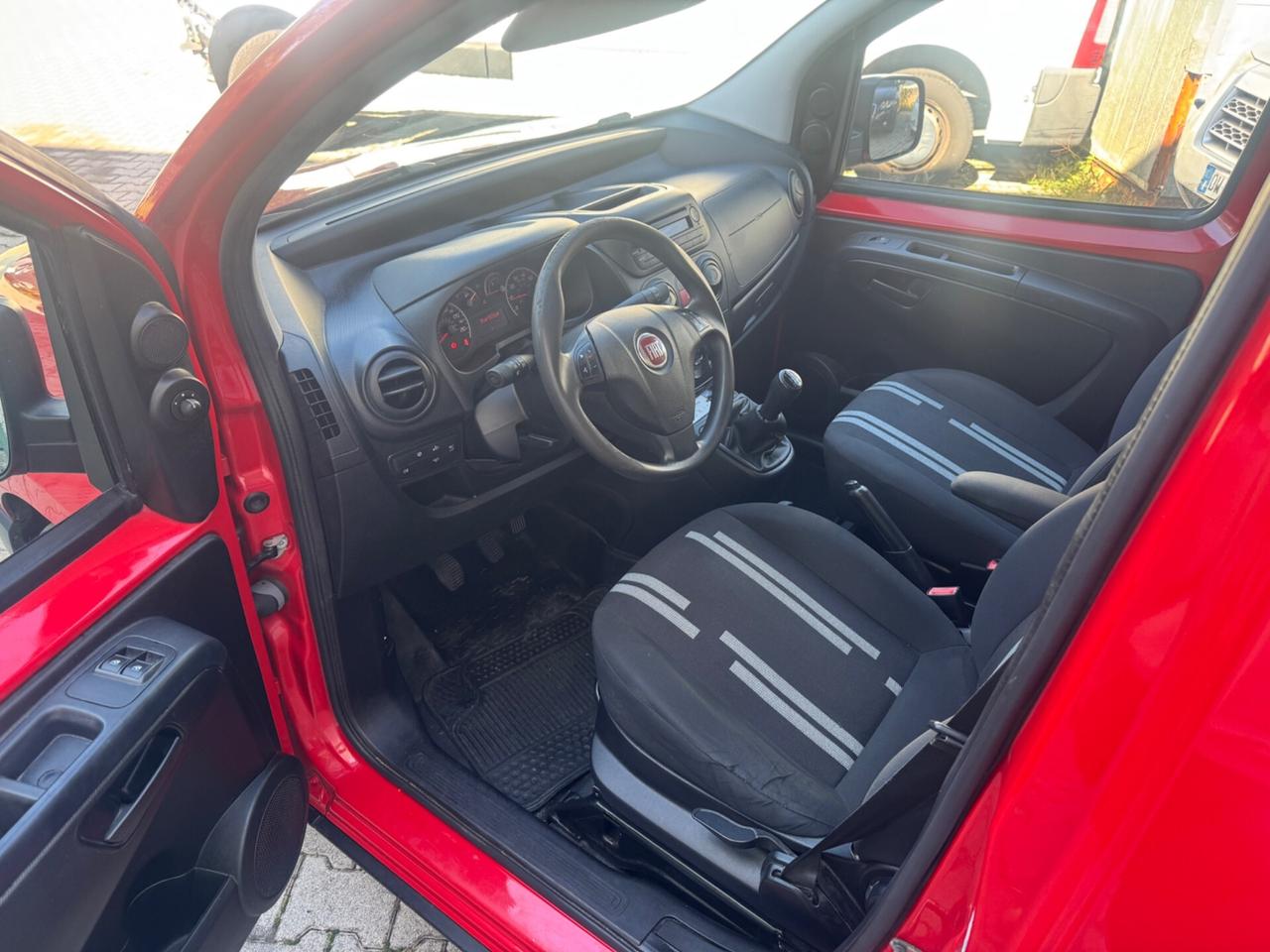Fiat Fiorino 1.3 MJT 95CV Combi Semivetrato