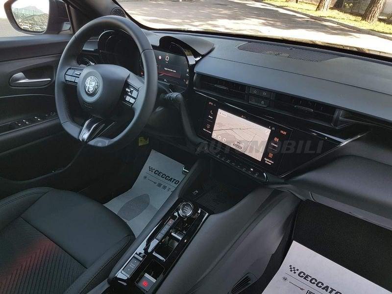 Alfa Romeo Junior Junior 1.2 ibrida Q4 145cv edct6