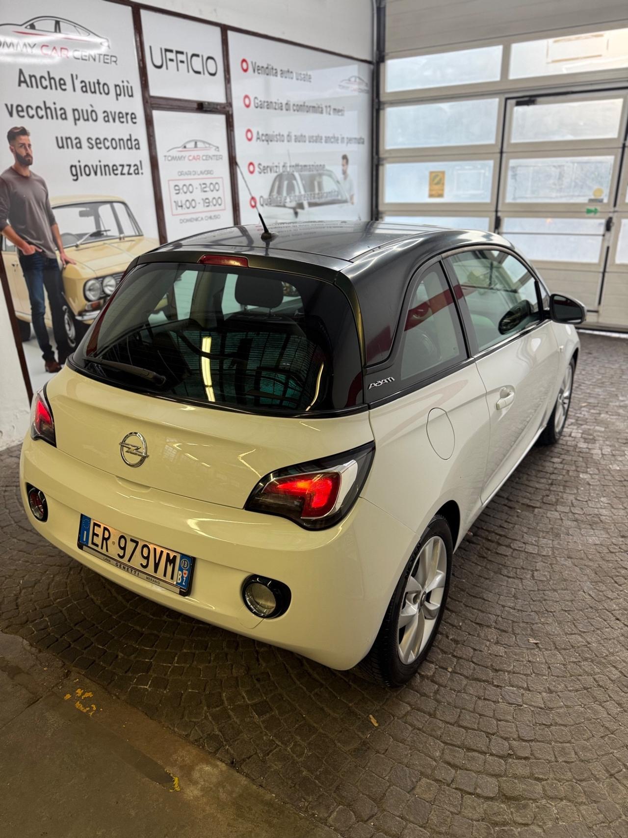 Opel Adam 1.2 70 CV