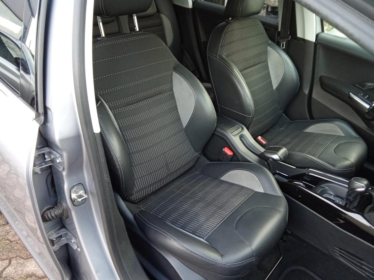 Peugeot 2008 BlueHDi 120 EAT6 S&S Allure