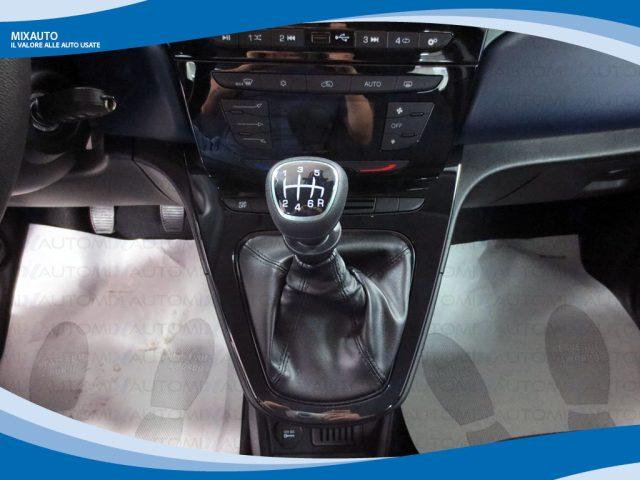 LANCIA Ypsilon Hybrid 1.0 FireFly 70cv 5 Porte Gold EU6 KM Ø