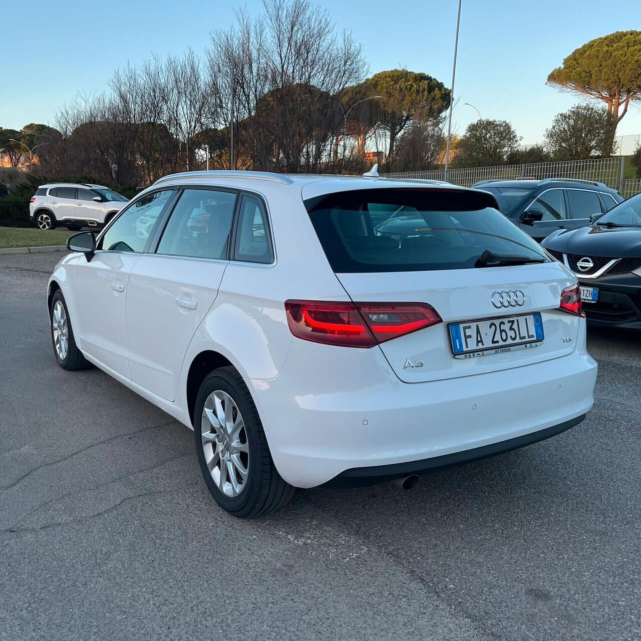 Audi A3 SPB 1.6 TDI clean diesel S tronic Attraction