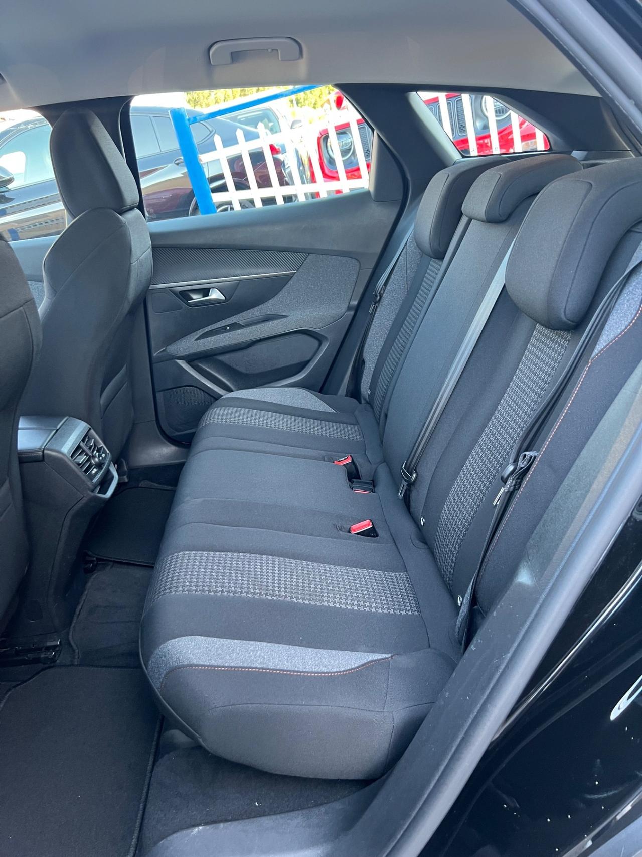 Peugeot 3008 1.5 BlueHDi 130cv 2022