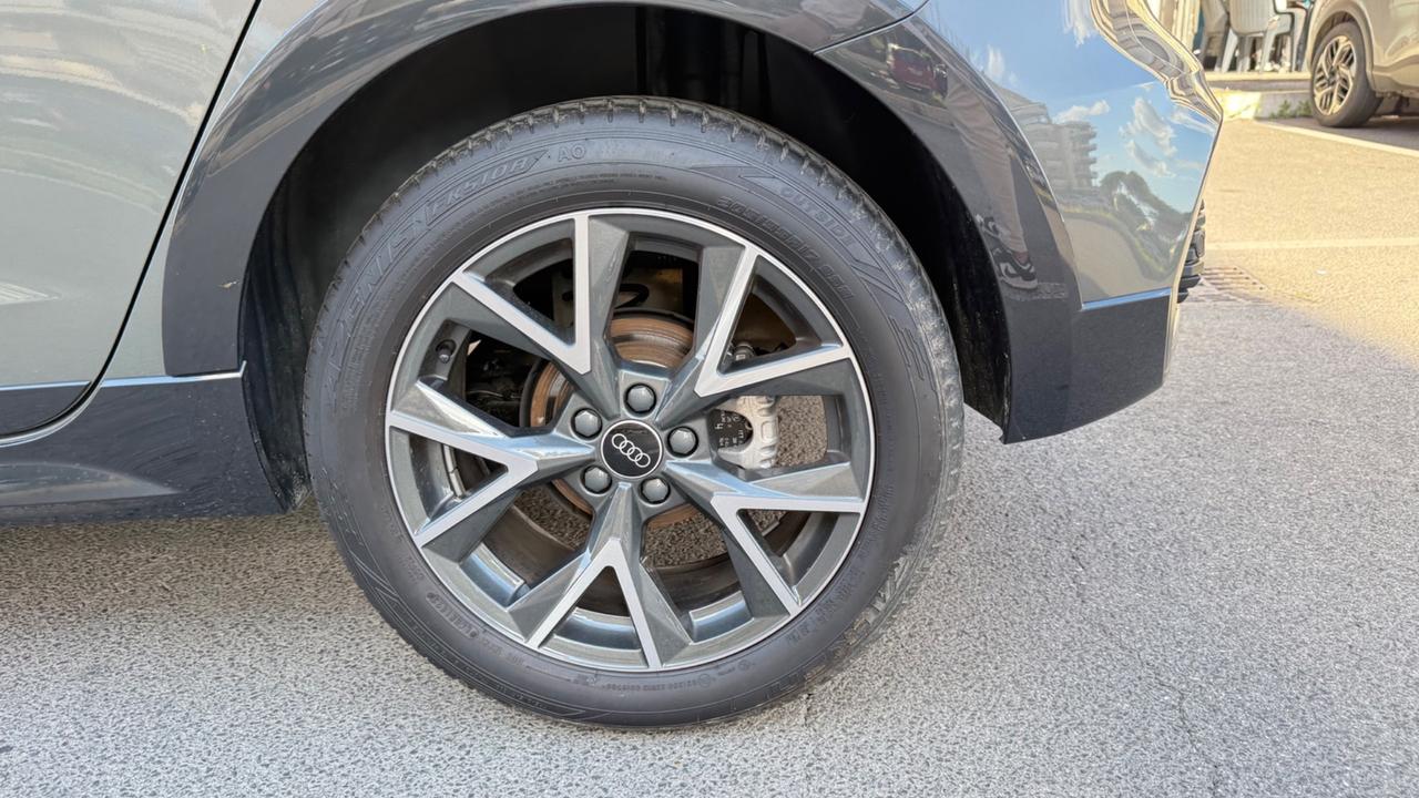 Audi A1 allstreet 30 TFSI S tronic Business LED NAVI COCKPIT CAR PLAY PDC CLIMA AUTOAMTICO CERCHI 17