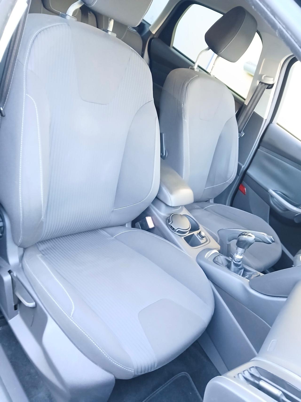 Focus 1.6 TITANIUM FULL OPTIONAL TAGLIANDI FORD