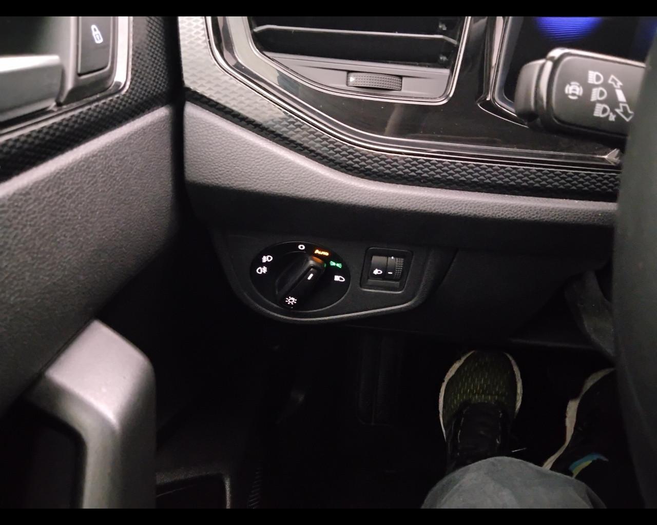 VOLKSWAGEN Taigo - Taigo 1.0 tsi Life 115cv