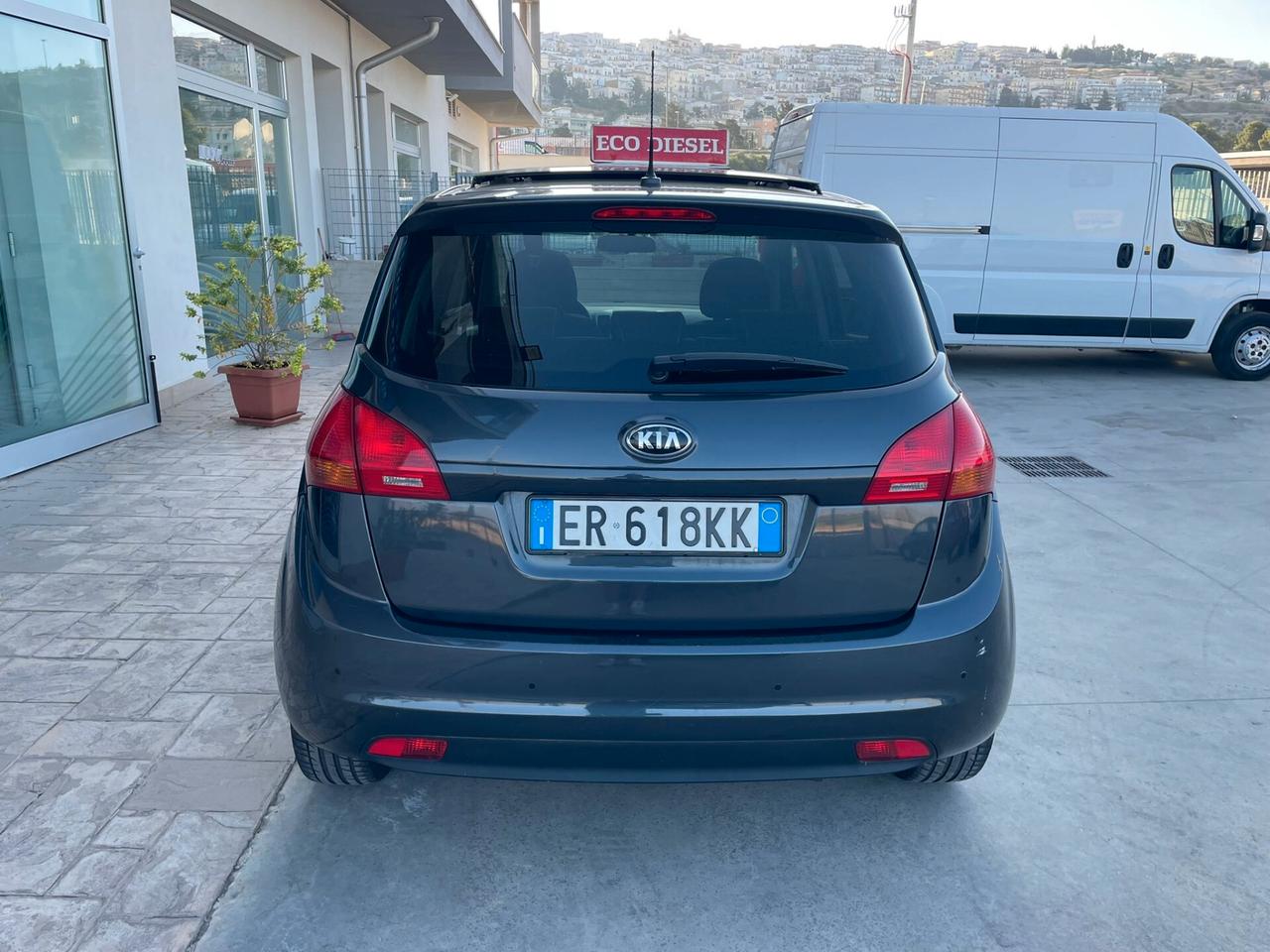 Kia Venga 1.4 CRDi 90CV Cool pari Al nuovo