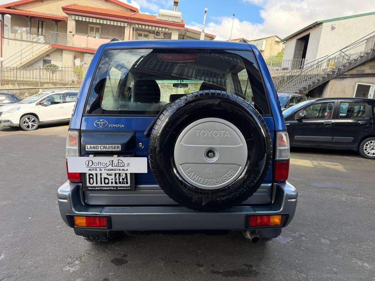 TOYOTA Land Cruiser 3.0 TD 3p. KZJ90 GX