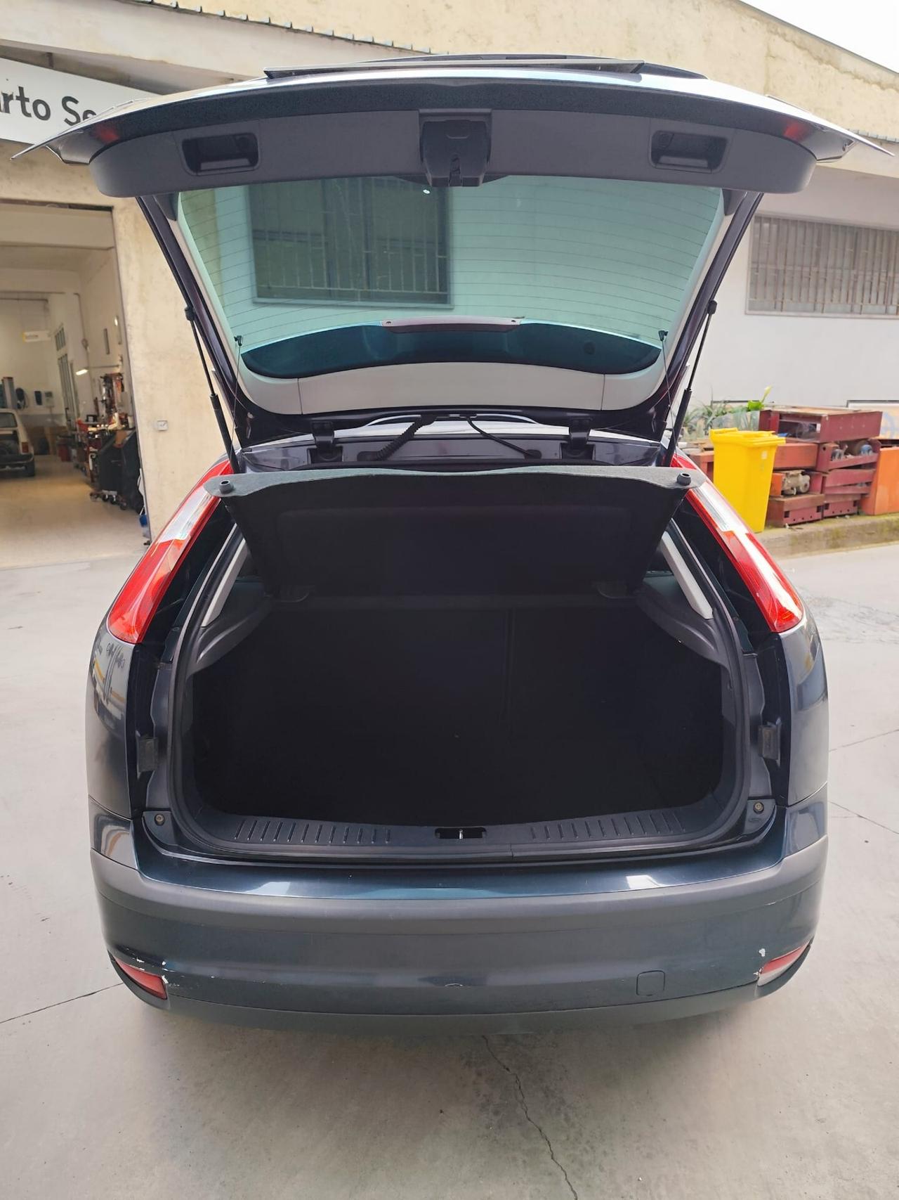 Ford Focus CC Focus+ 1.6 TDCi (90CV) 5p.