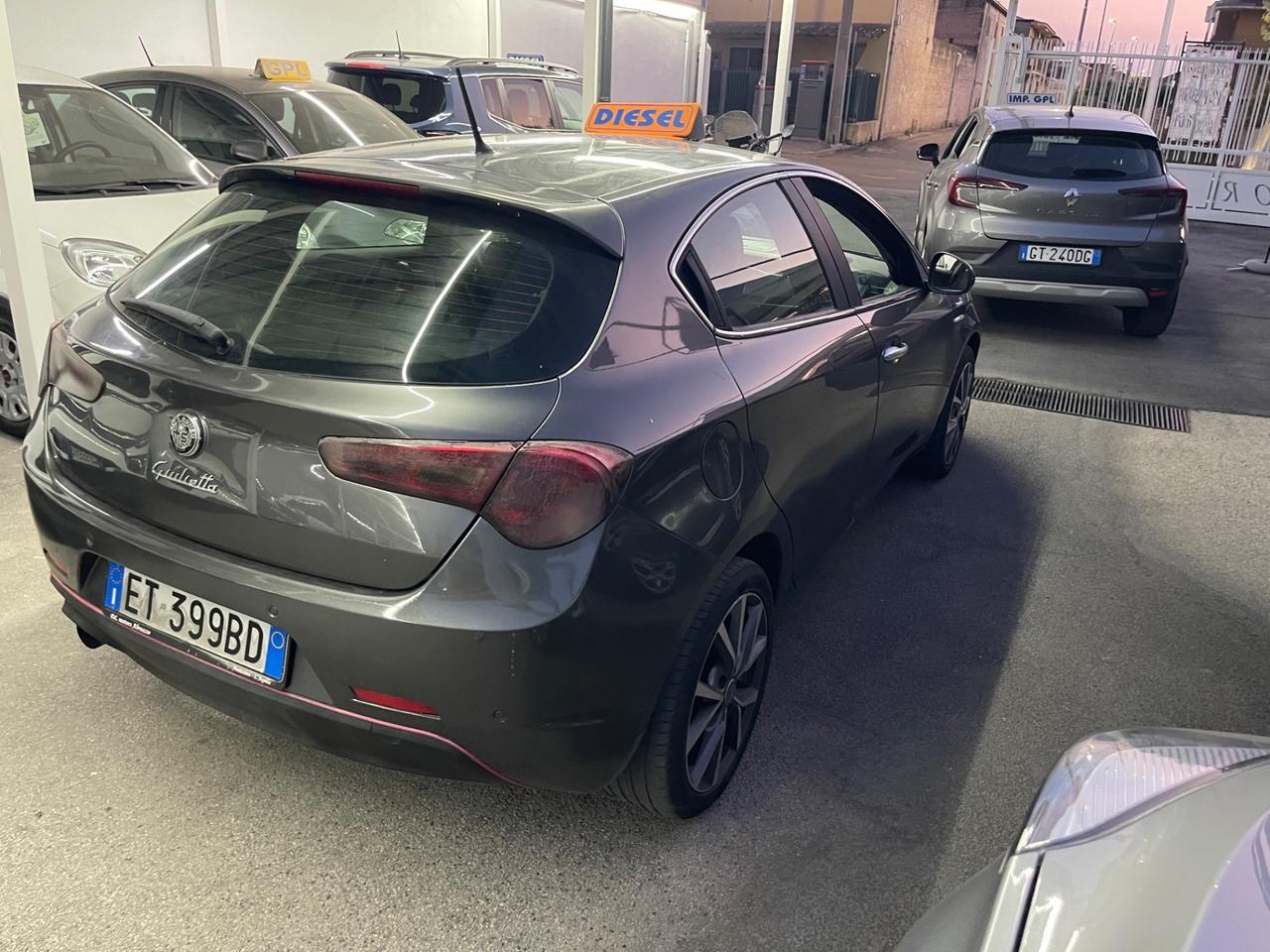 Alfa Romeo Giulietta 1.6 JTDm-2 105 CV Distinctive