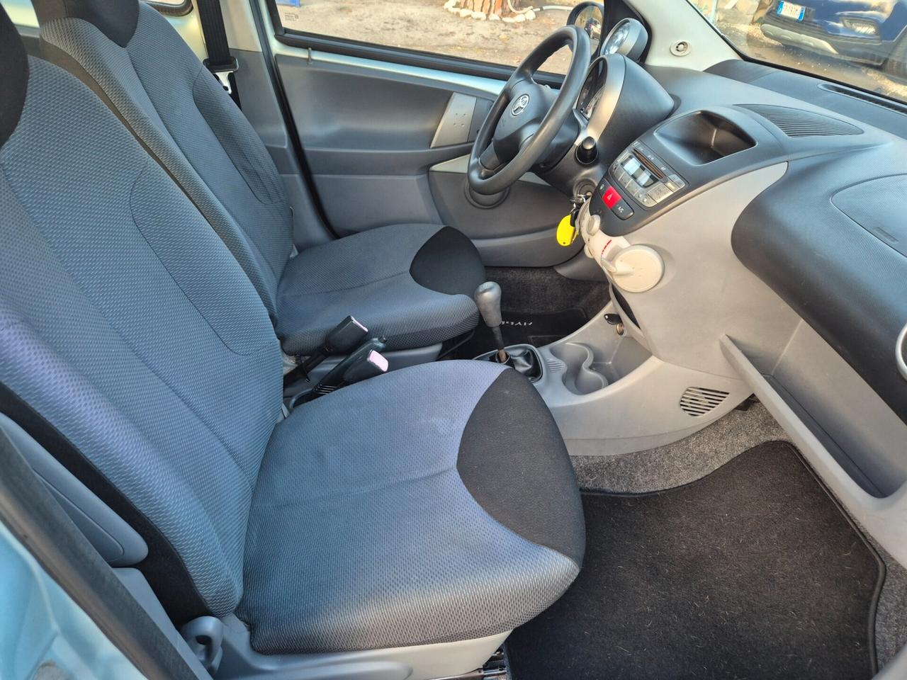 Toyota Aygo 1.0 12V VVT-i 5 porte Blue