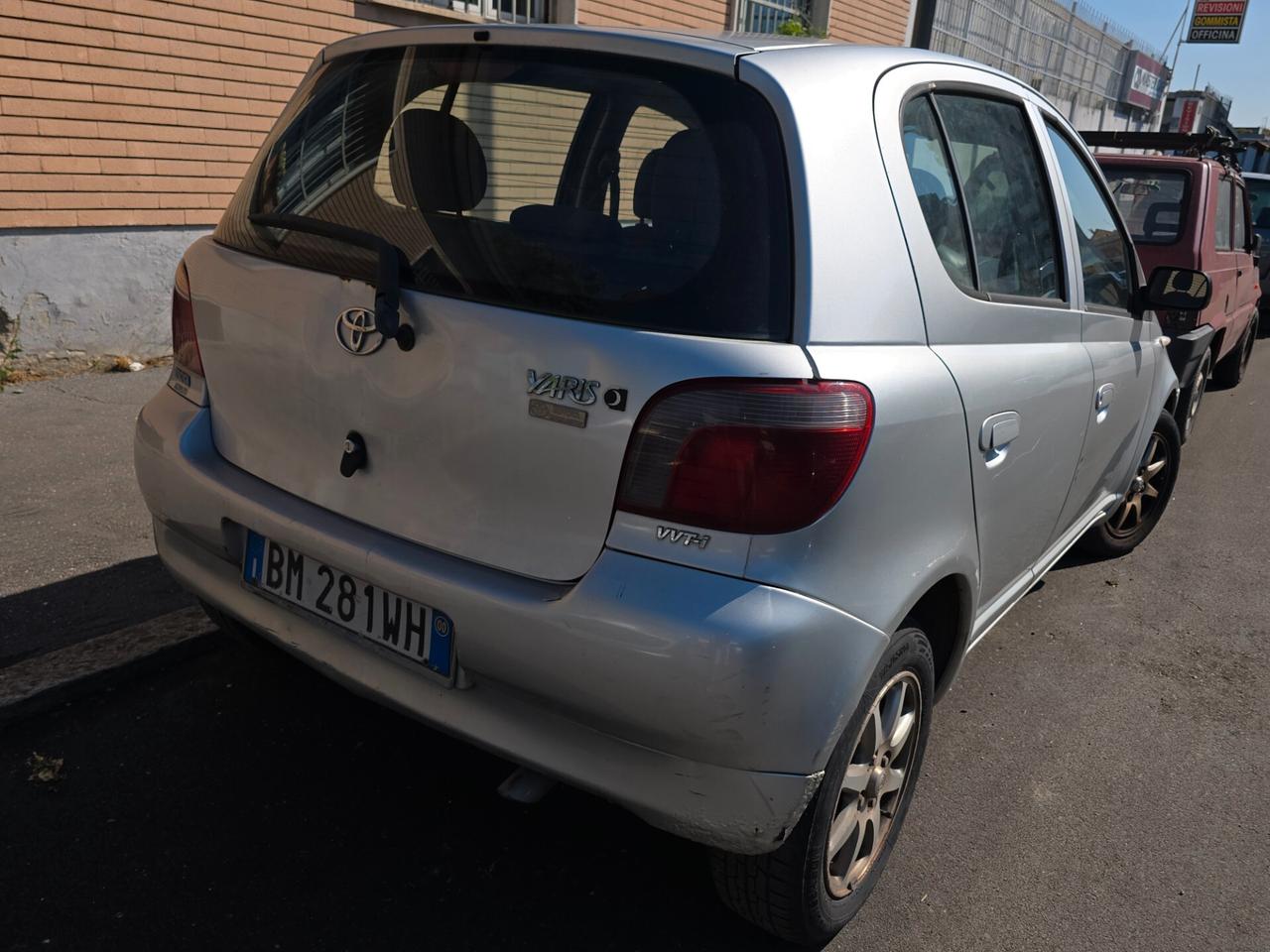 Toyota Yaris NEOPATENTATI