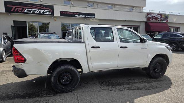 TOYOTA Hilux 2.4 D-4D 4WD 4 porte Double Cab Comfort PERMUTE