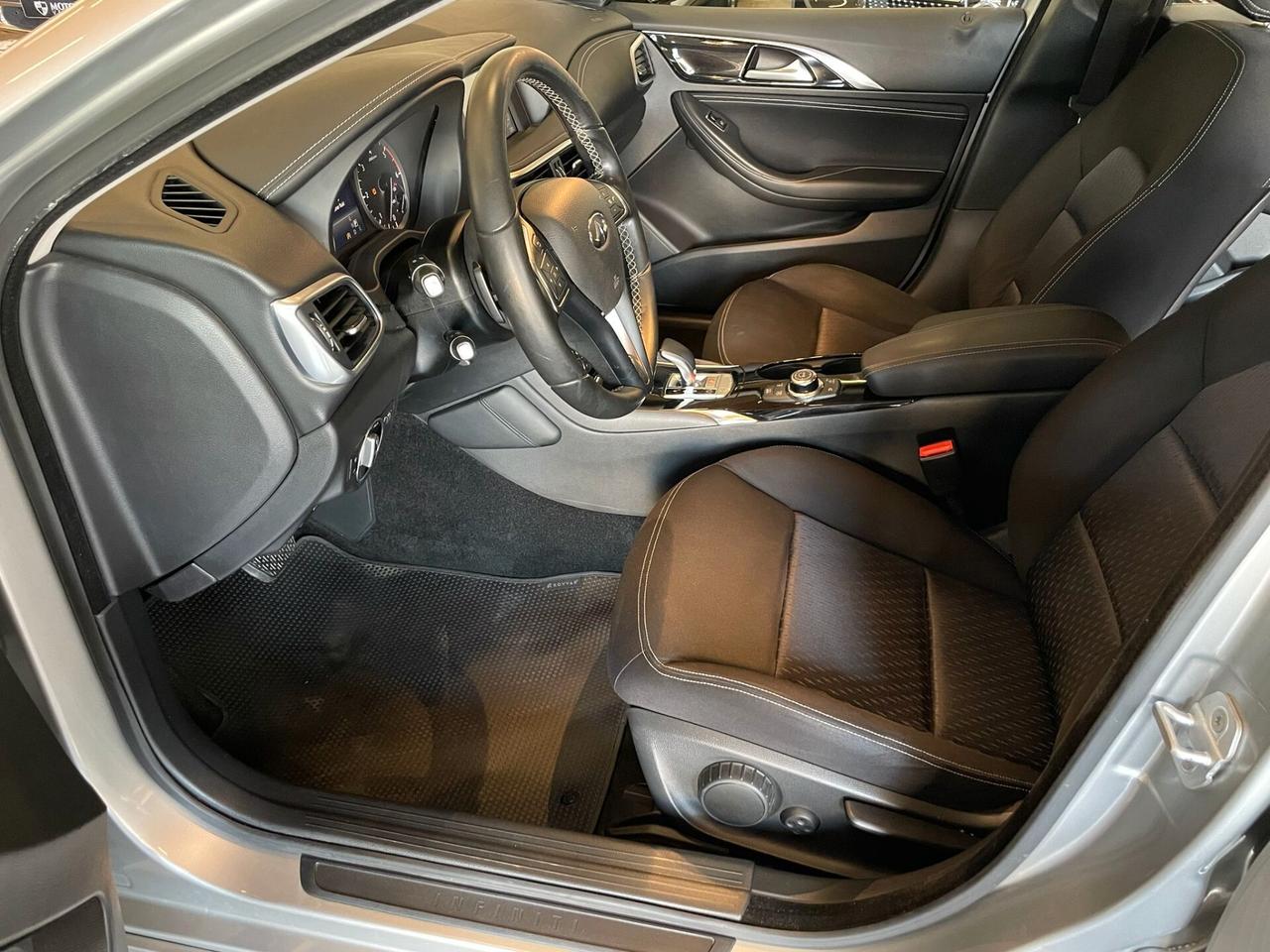 Infiniti Q30 2.2 diesel DCT AWD Premium Tech