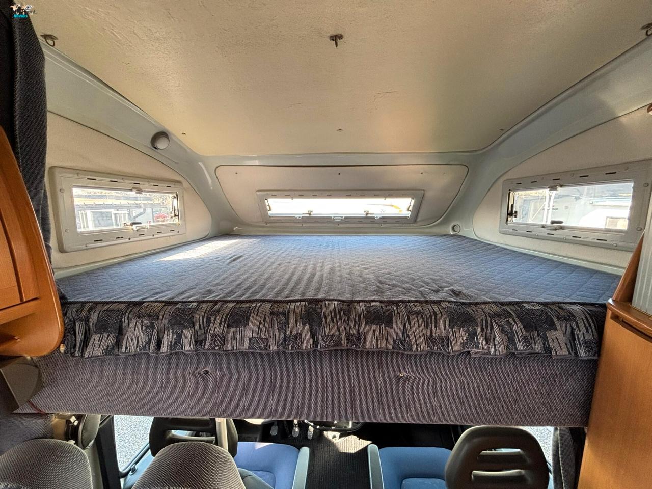 CI MIZAR 280 - MANSARDATO CON DINETTE FERRO DI CAVALLO IN CODA