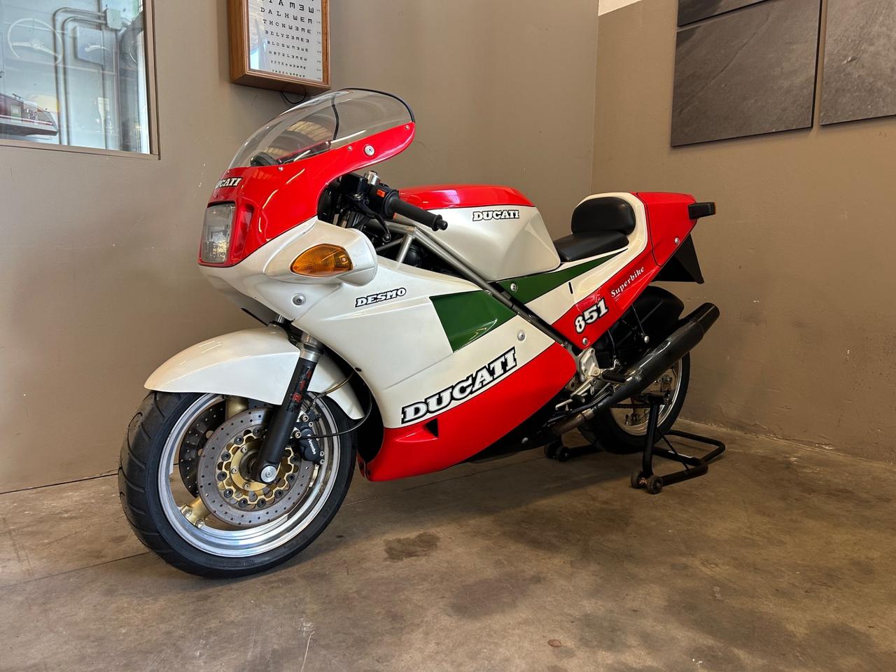 Ducati 851 Tricolore