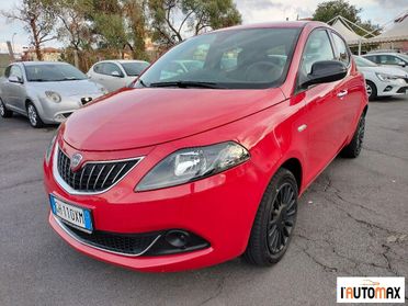 LANCIA - Ypsilon 1.0 firefly hybrid Silver s&s 70cv