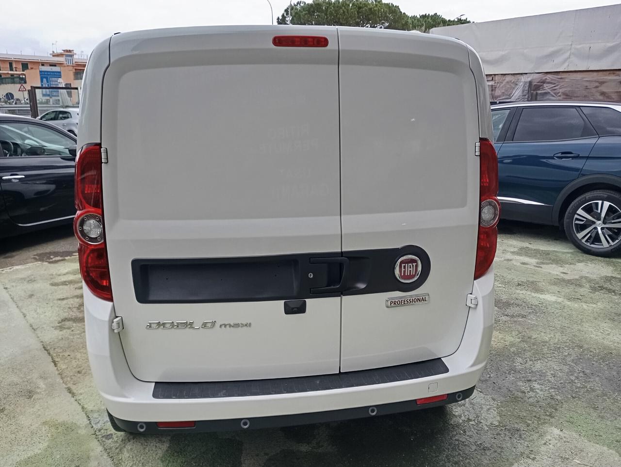 Fiat Doblo C. Maxi 1.6 Mjet 105CV Lounge 3 Posti