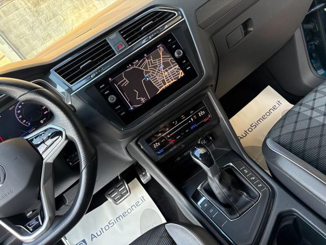 VOLKSWAGEN Tiguan 2.0 TDI 150 CV SCR DSG R-Line CERCHI DA 20''