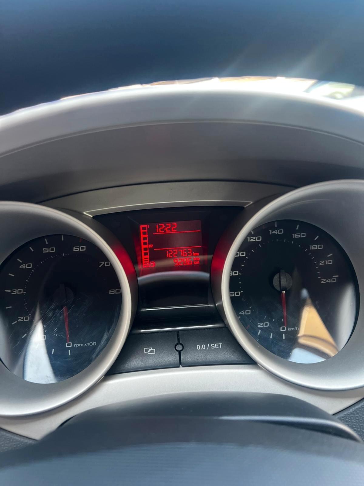 Seat Ibiza 1.4 5p. Reference GPL UNICO PTOPRIETARIO