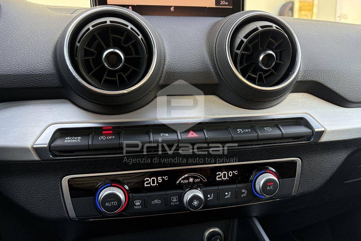 AUDI Q2 30 TDI S line Edition