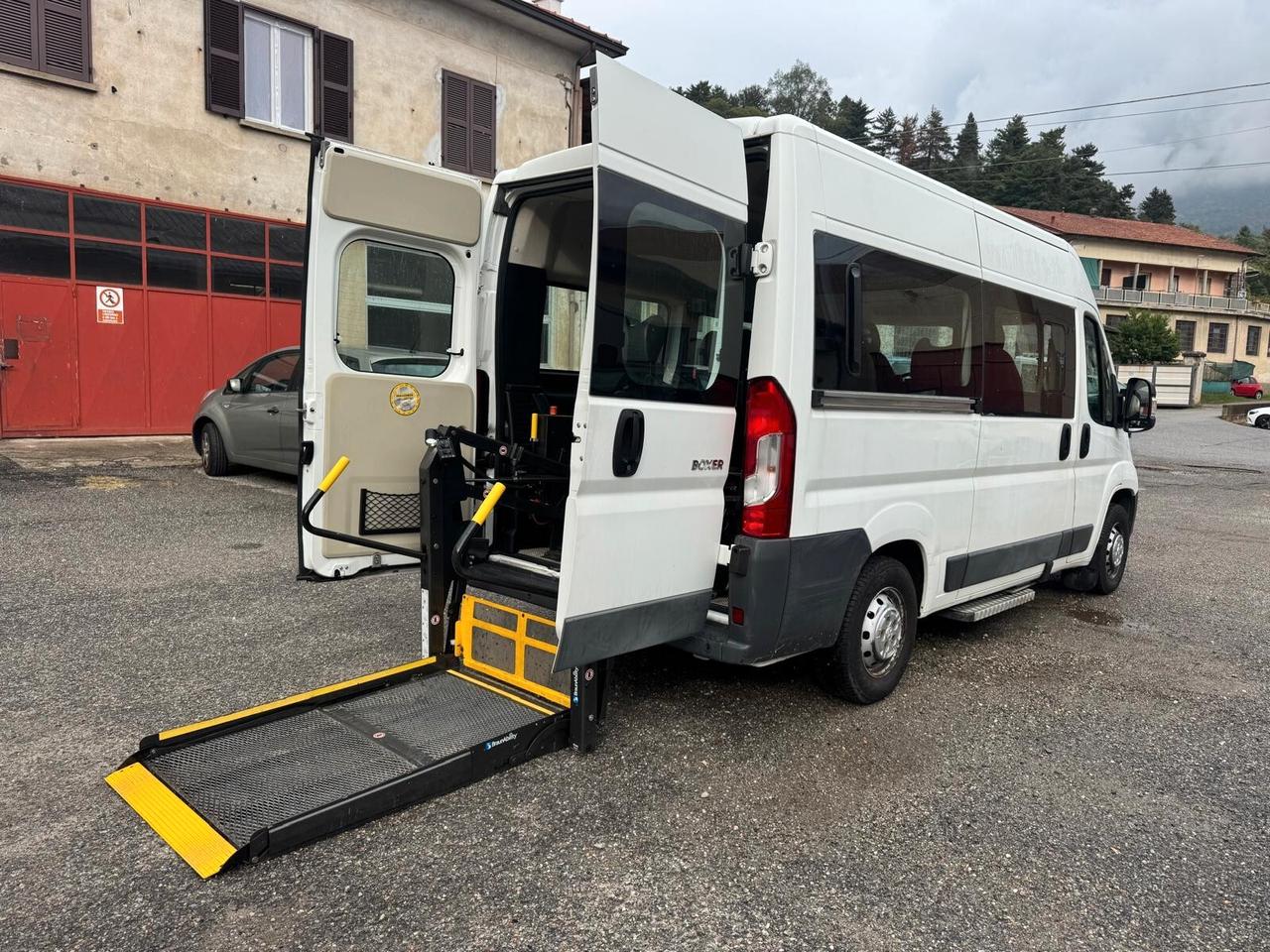 Peugeot Boxer TRASPORTO DISABILI CARROZZINE 330 2.0 BlueHDi/110CV PEDANA SOLLEVATRICE CARROZZINE