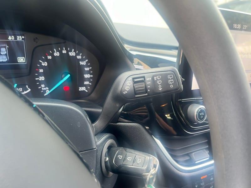 FORD FIESTA 1.1 75 CV 5 PORTE CONNECT