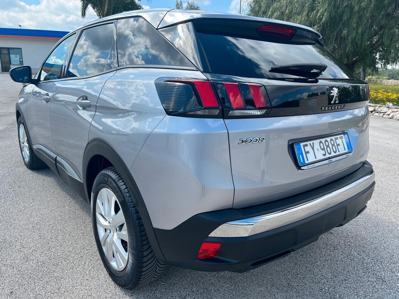 Peugeot 3008 BlueHDi 130 S&S EAT8 Business