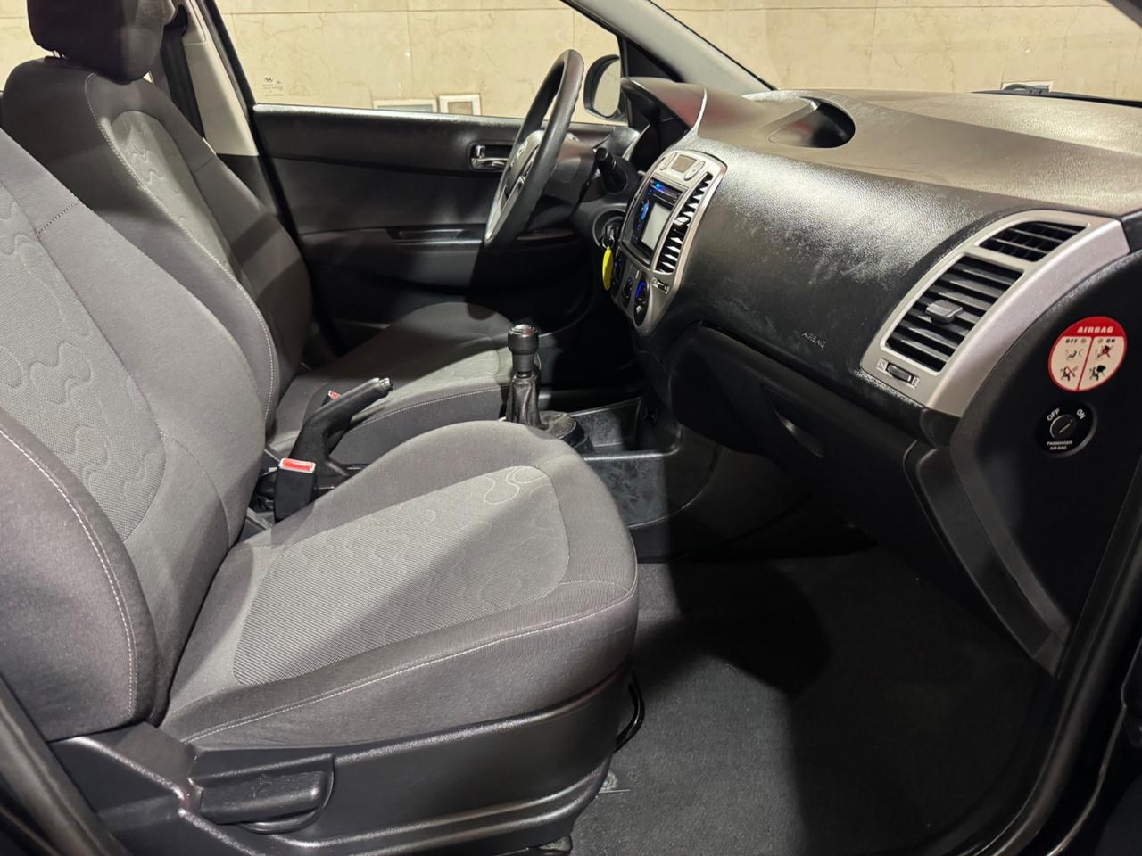 Hyundai i20 1.2 5p. Classic NEOPATENTATI