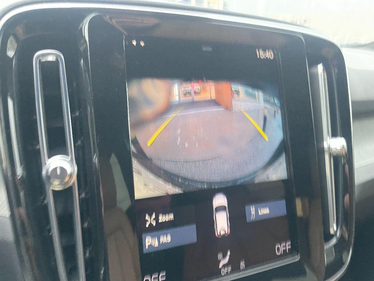 VOLVO - XC40 - T4 Recharge Plug-in Hyb. Inscript.