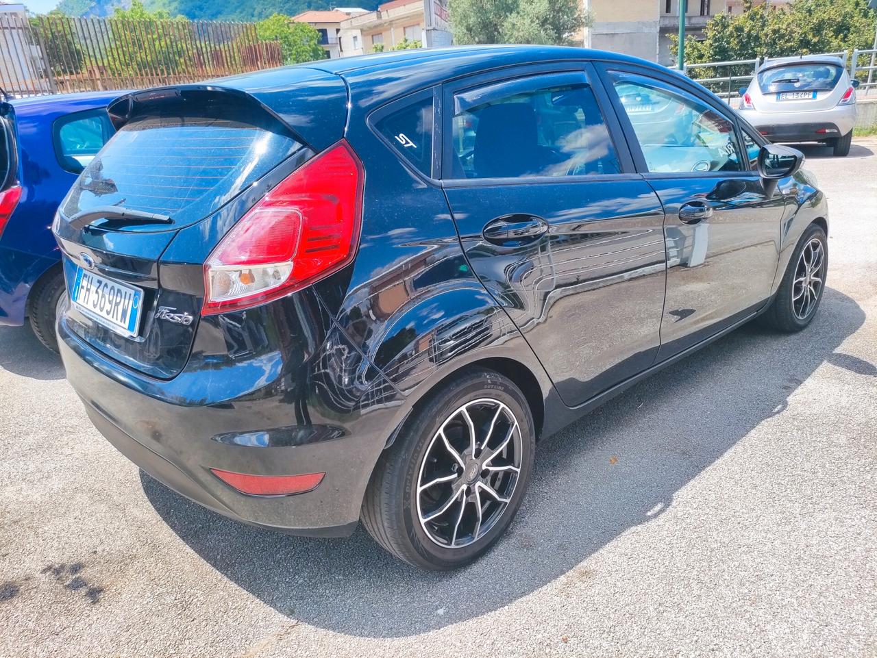 Ford Fiesta 1.5 TDCi 75CV 5 porte Titanium ( per neopatentati)