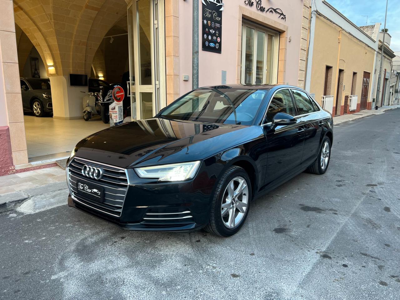 AUDI A4 BERLINA 2.0 TDI SPORT 122CV NAVI CRUISE ANNO 2017