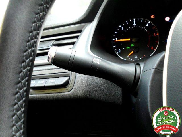 RENAULT Captur Blue dCi 95 CV Business