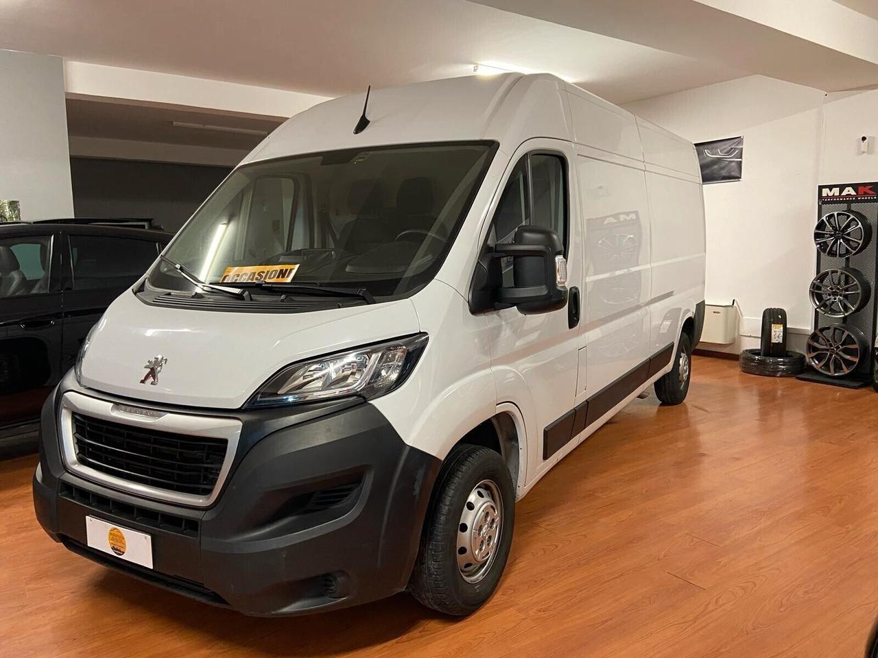Peugeot Boxer 330 2.2 BlueHDi 140 S&S PC-TN Furgone