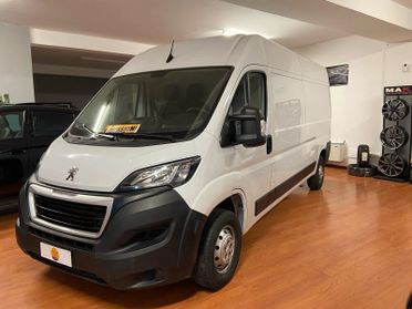 Peugeot Boxer 330 2.2 BlueHDi 140 S&S PC-TN Furgone