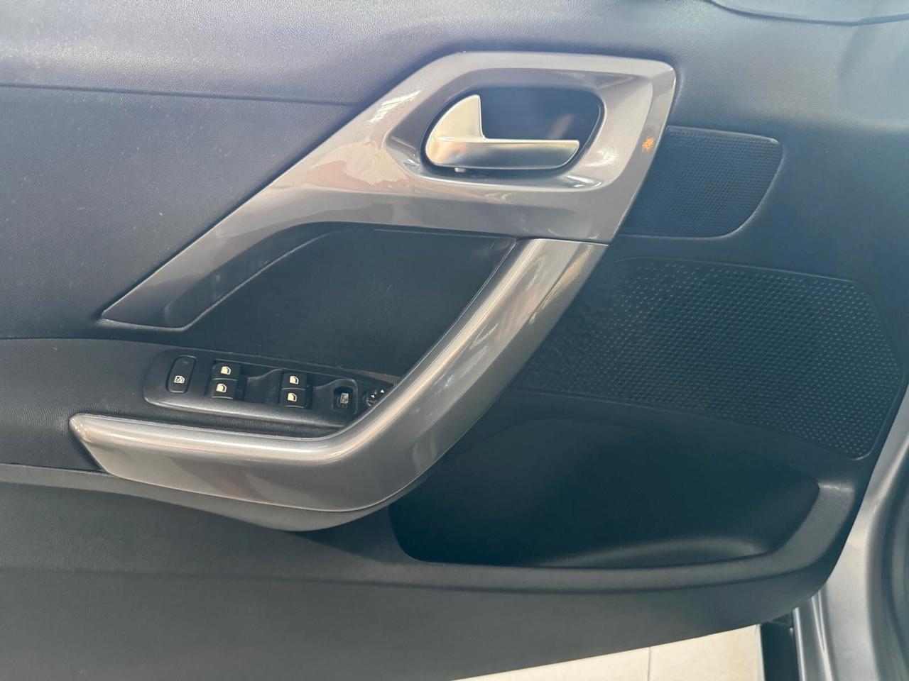 Peugeot 2008 PureTech 82 Active UNICOPROPRIETARIO TENUTA BENISSIMO