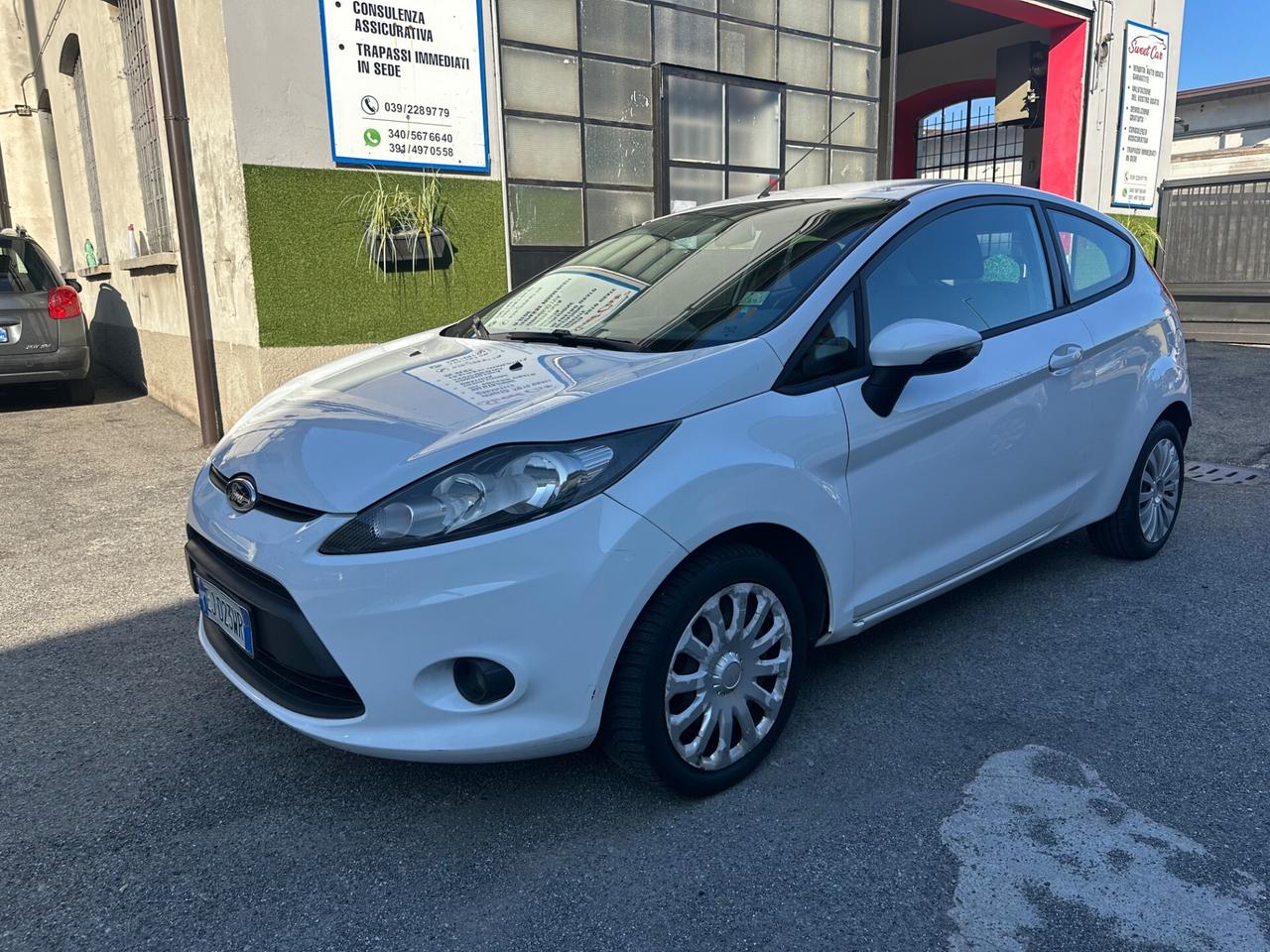 Ford Fiesta 1.2 82CV BENZINA EURO 5 NEOPATENTATI