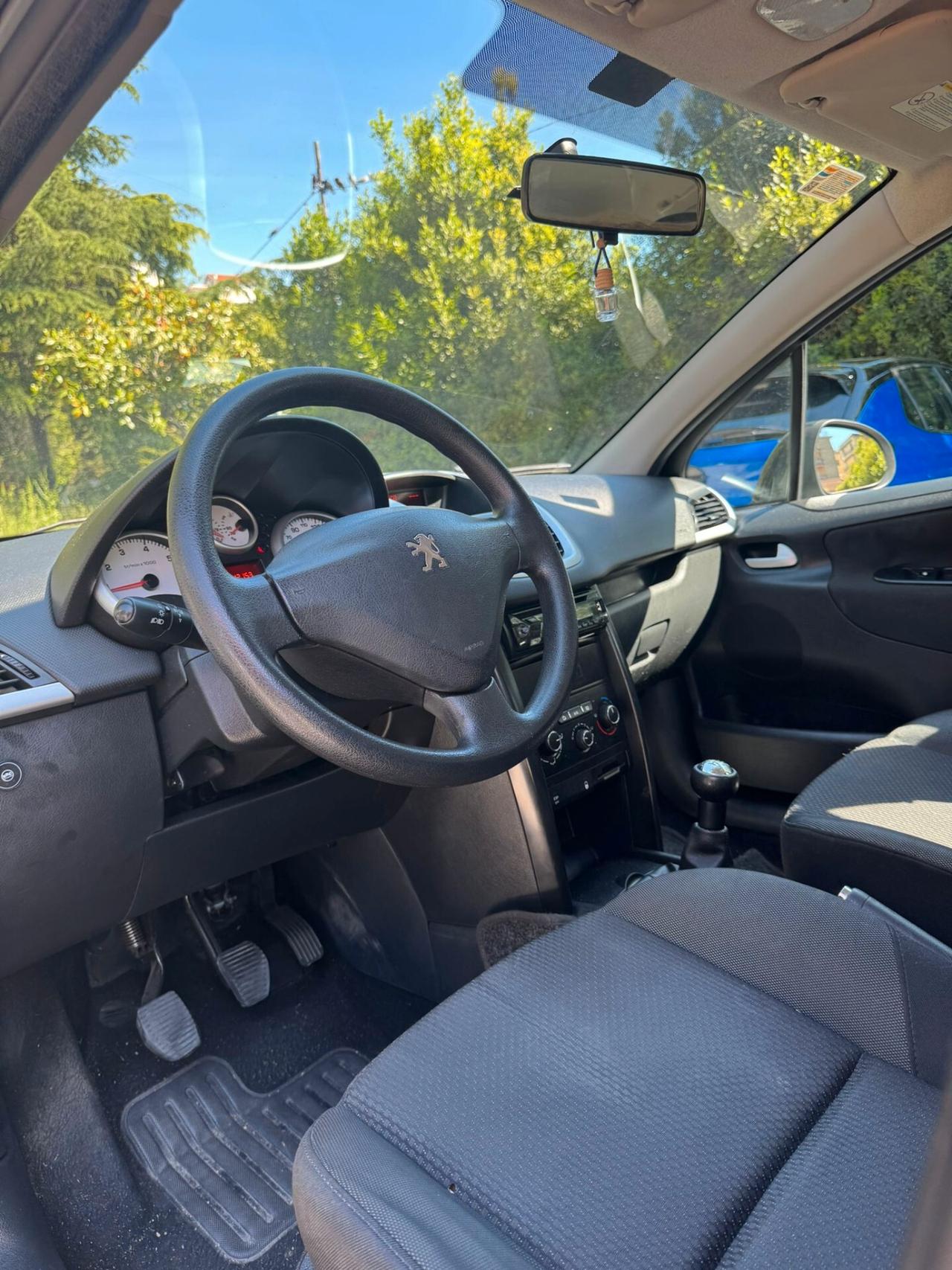 Peugeot 207 1.4 VTi 95CV 5p. XS