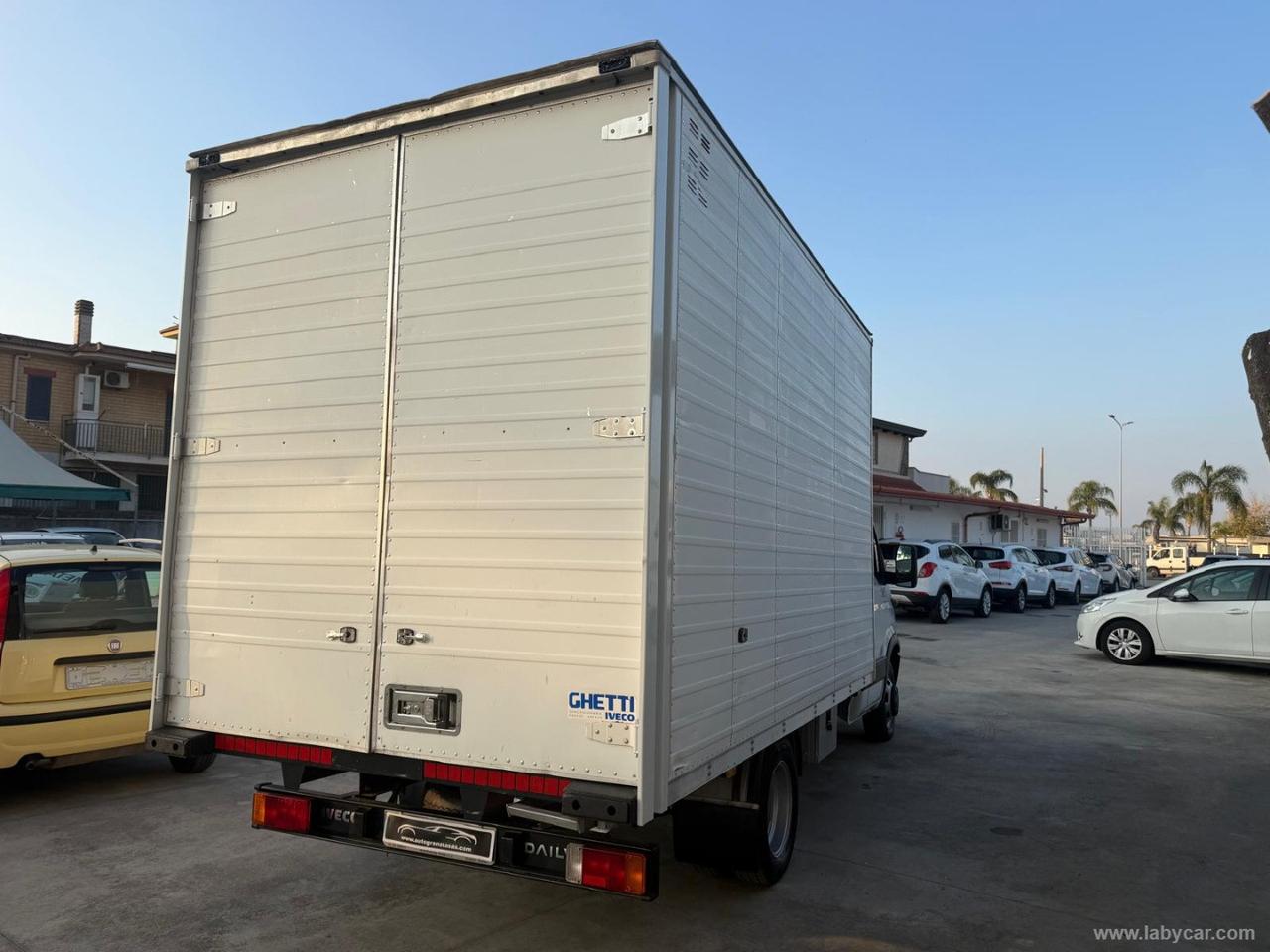 Daily 35C15 3.0 Hpi PL-RG Cabinato