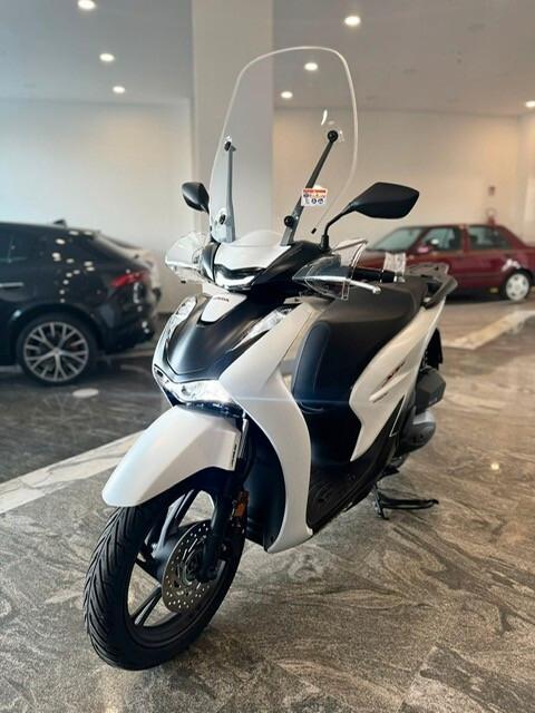 HONDA SH150i SPORT