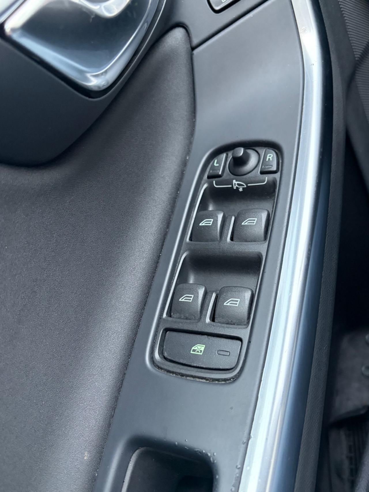 Volvo V60 D5 Geartronic Momentum