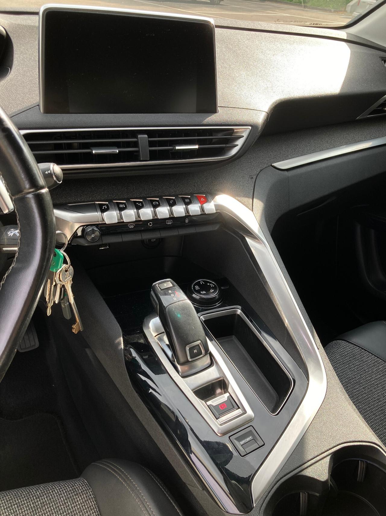 Peugeot 3008 BlueHDi 130 S&S EAT8 Allure