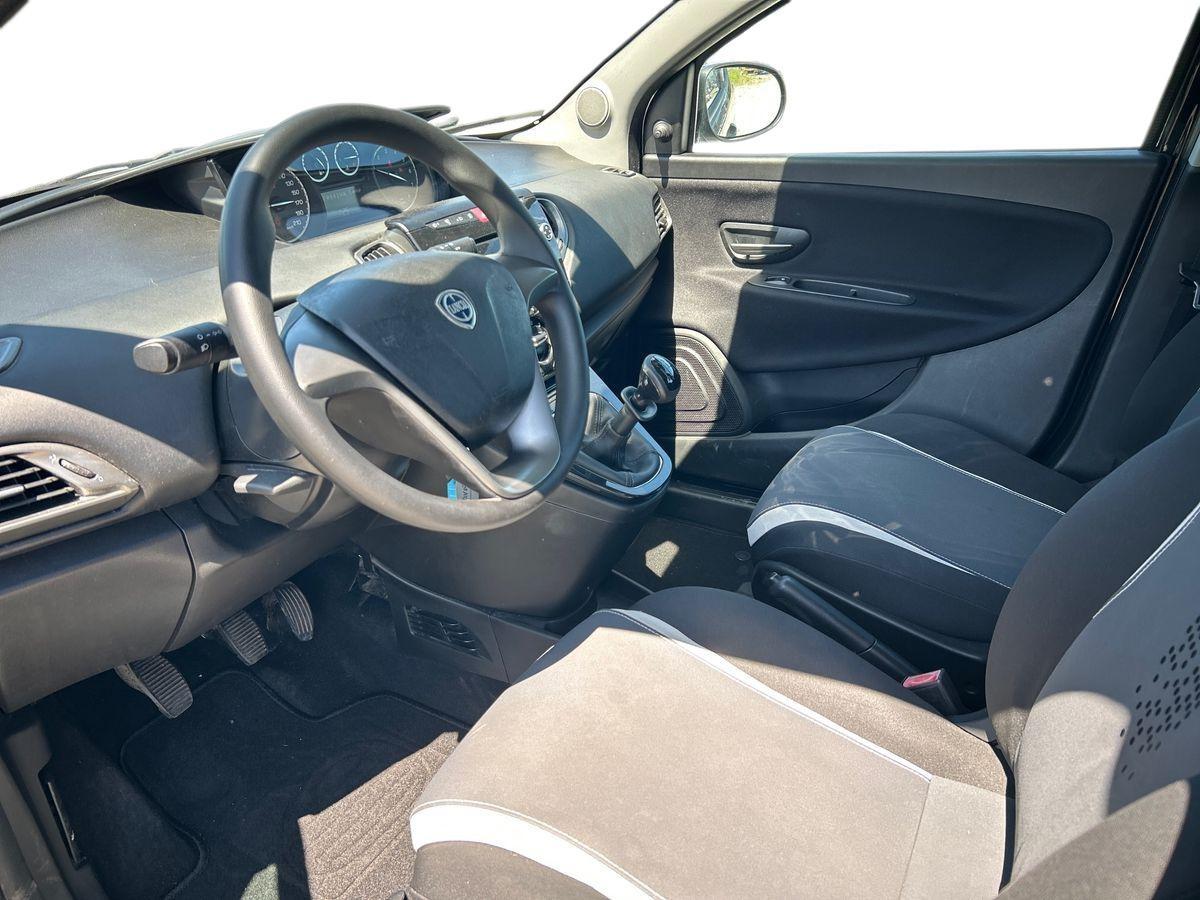 LANCIA Ypsilon III 2011 - Ypsilon 1.2 8v Elefantino 69cv my14
